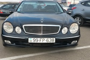 Mercedes E 220 2002