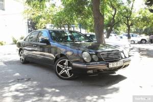 Mercedes E 280 