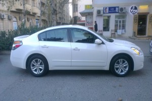 Nissan Altima 2011