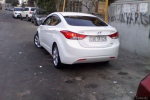 Hyundai Elantra 2013