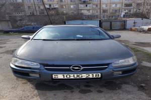 Opel Omega 