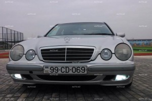 Mercedes E 240 1999